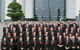 深圳龍華法律實(shí)務(wù)全面解析 刑事辯護(hù)、公司糾紛與債務(wù)處理